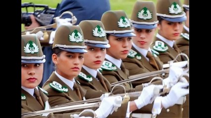 Las 20 mujeres militares más bellas del mundo