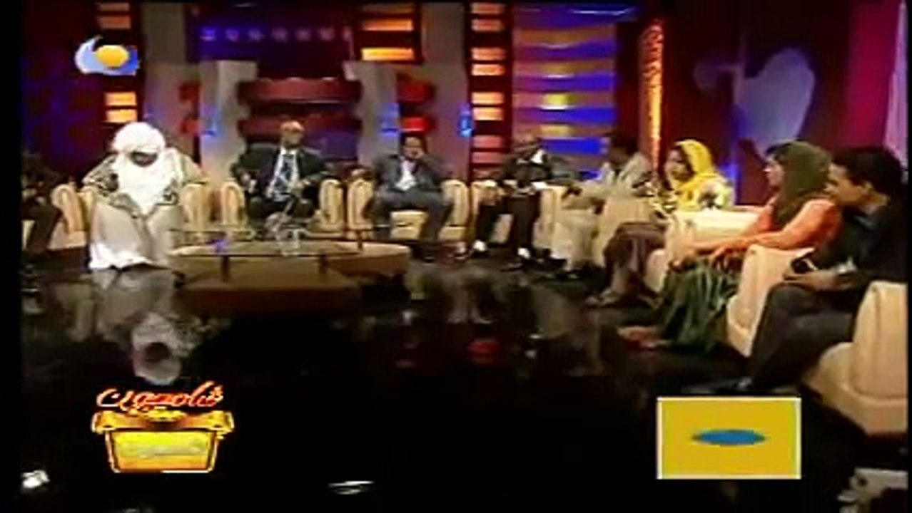 كمال ترباس يبكي وهو يتغني بأغنية الله يسلمك يا يمه