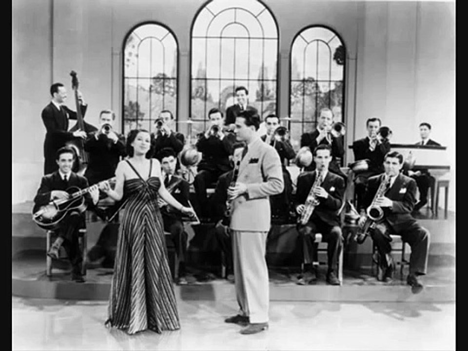 Artie Shaw and His Orchestra with Helen Forrest - All the Things You Are (1939)