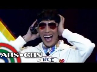 Télécharger la video: Vice Ganda sings Legs by Hagibis