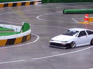 RC  1/10　軽トラック　ドリフト　ラジコン　ガレージグリッド
