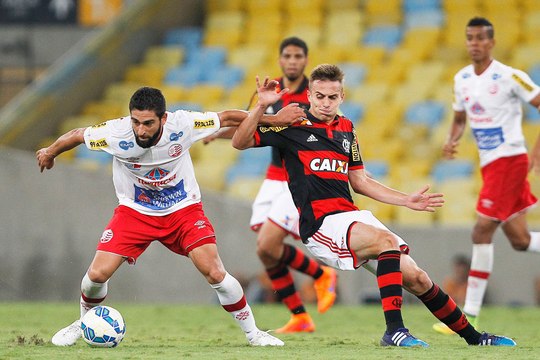 Fla vacila e fica só no empate com Náutico no Maracanã
