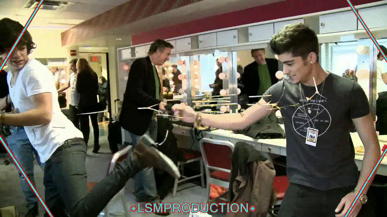 One Direction /\ SoAreWe