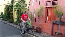 A biking tour around historic Melaka, Malaysia (Riding our bicycles in UNESCO heritage city Malacca)