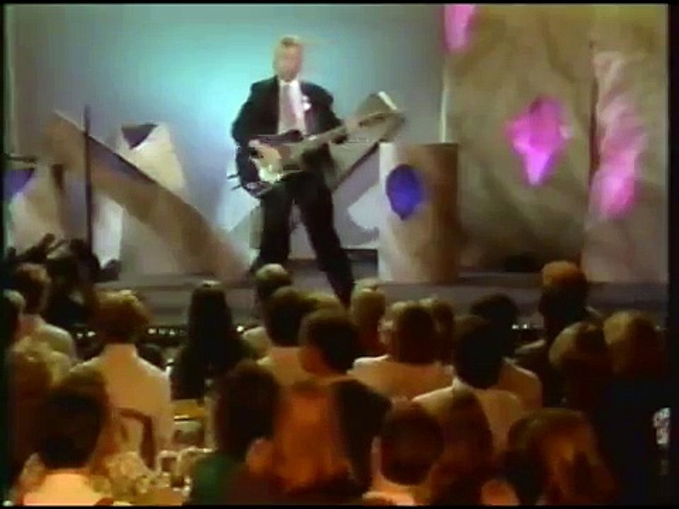 Mark McCollum performs Ozzy Fudd 1992