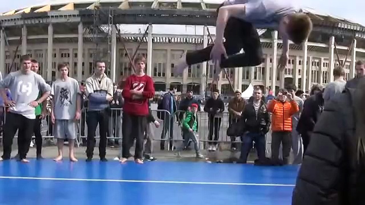 Acrobatic Hip Hop  (2)