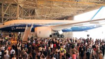 Sneak Peek - Boeing 787 Dreamliner Dream Tour at American Airlines