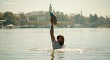 Iñaki lanza la virgen de los milagros al río y se tira para rescatarla de nuevo - Allí abajo