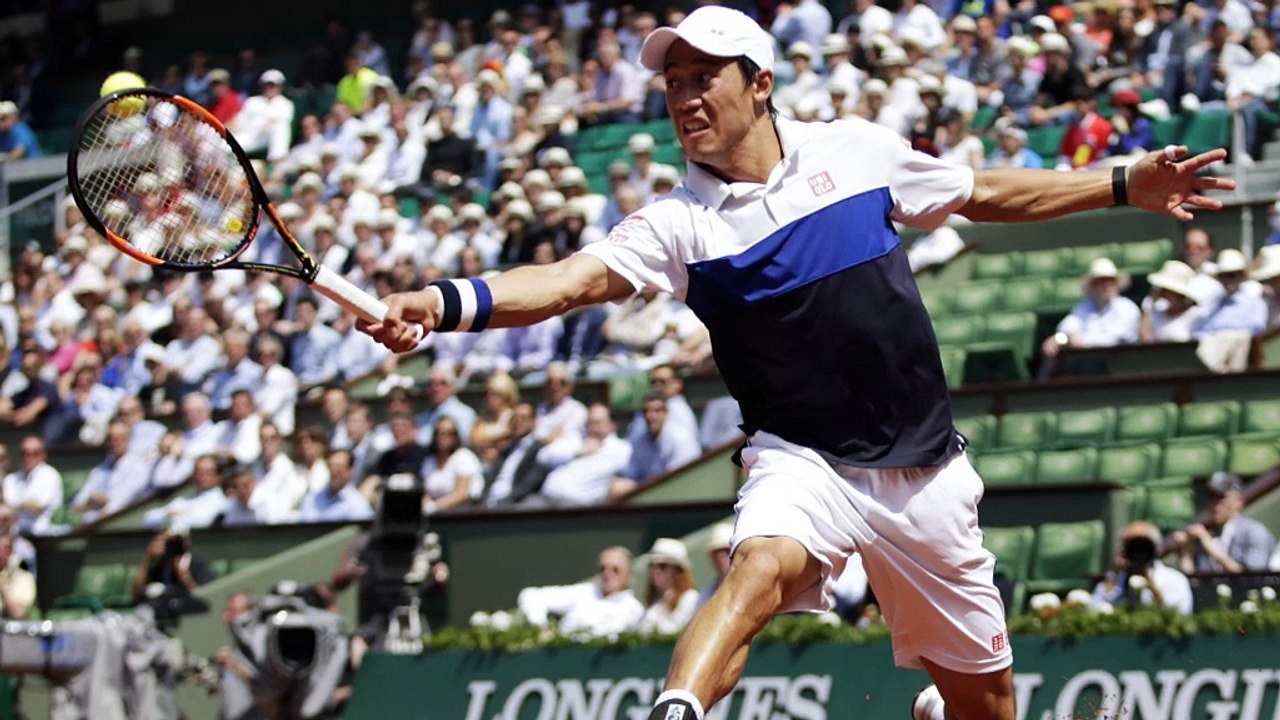 Roland Garro -  Federer avanza sin nervios