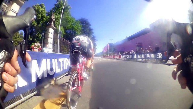 Giro d'Italia 2015 stage 17 sprint from the on board camera / Giro d'Italia 2015 tappa 17 sprint dalle on board camera