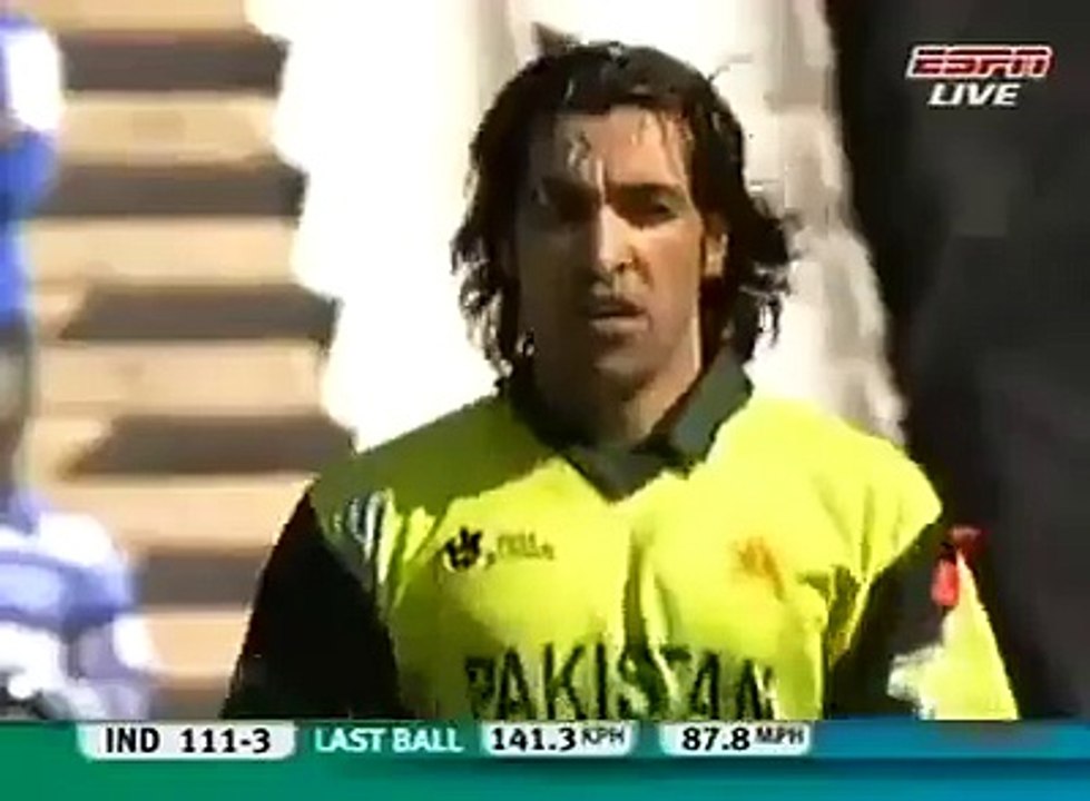 How many like the #Gull_doozer in #Green colors of #Pakistan