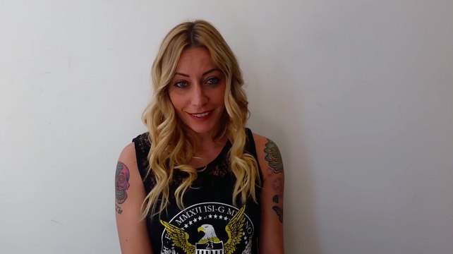 KARINA CASCELLA : Per niente Karina - Albano, Romina e Loredana