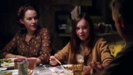 Madeline Carroll in an emotional scene from "Flipped"