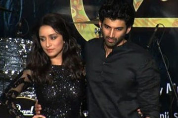 Ex lovers, Shraddha and Aditya avoid each other