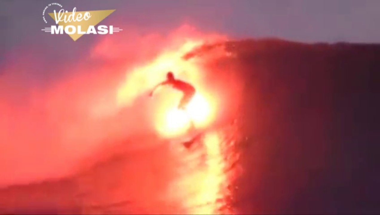 FLAMING SURF