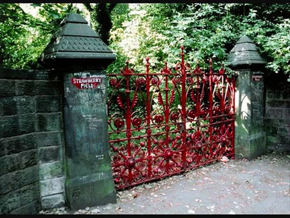 STRAWBERRY FIELDS FOREVER ( IcanSeeAndHearYou Version )