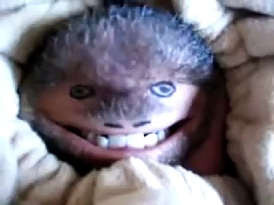 como fazer uma criança rir