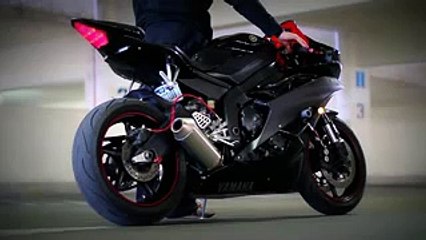 YAMAHA R6