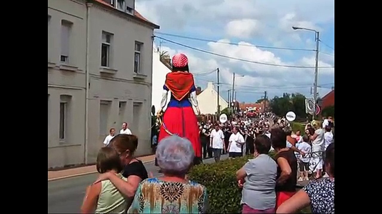 Ducasse de Lyzel à Saint-Omer - la Belle Hélène de Steenvoorde et Cassel Harmony