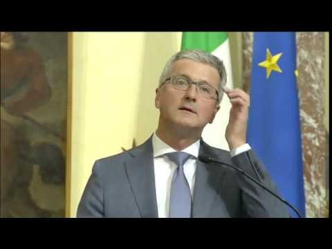 Roma - Firma del Protocollo d’intesa sullo stabilimento di Sant’Agata Bolognese (28.05.15)