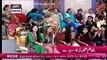 Nida Yasir Apne Show Per Ayi Hui Audience Se Jalebi Khane Ka Mukabla Karwane Lagi