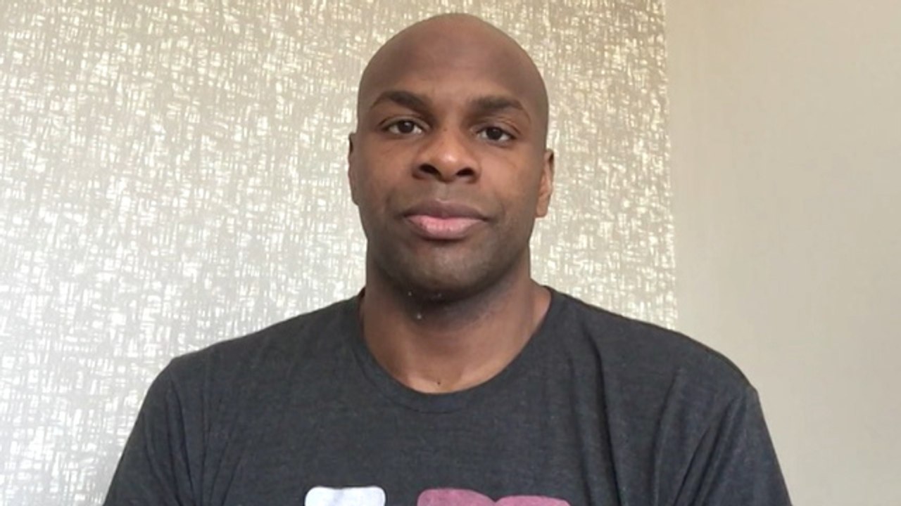Cavs Center Talks Preparing for Warriors