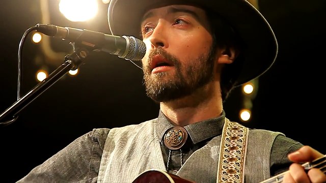 Hugo :: 99 Problems :: Live @ Palmy Barefoot Acoustic Concert 2013