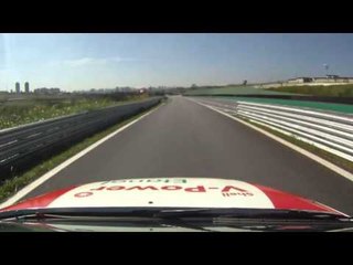 WebMotors anda de Fiat Linea T-Jet no autódromo de Interlagos