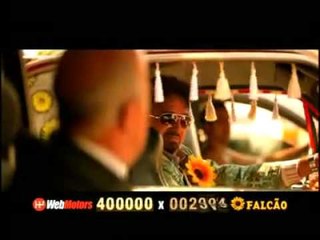 Quem chama mais atenção: WebMotors ou Falcão?