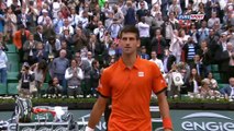 VIDEO -  Djokovic va saluer Zlatan dans le public - Roland Garros