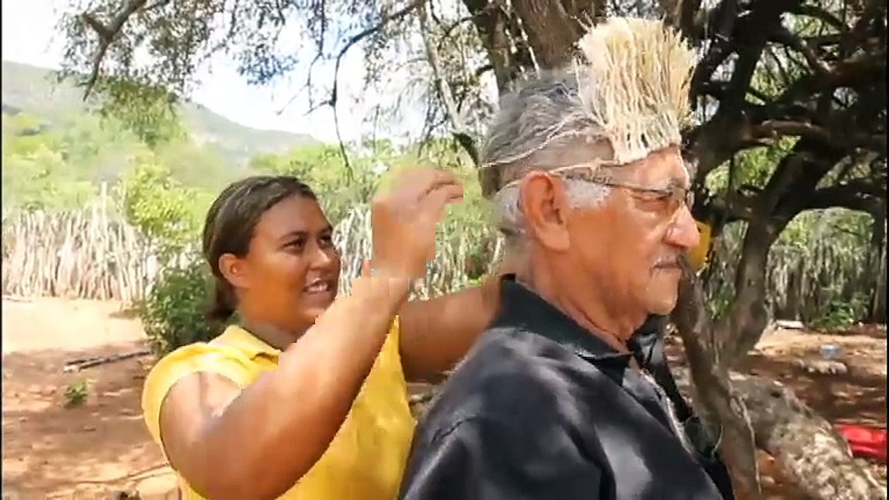 CÂMERA RECORD mostra como vive o maior bebê do Brasil 27-05-2015 Online Completo