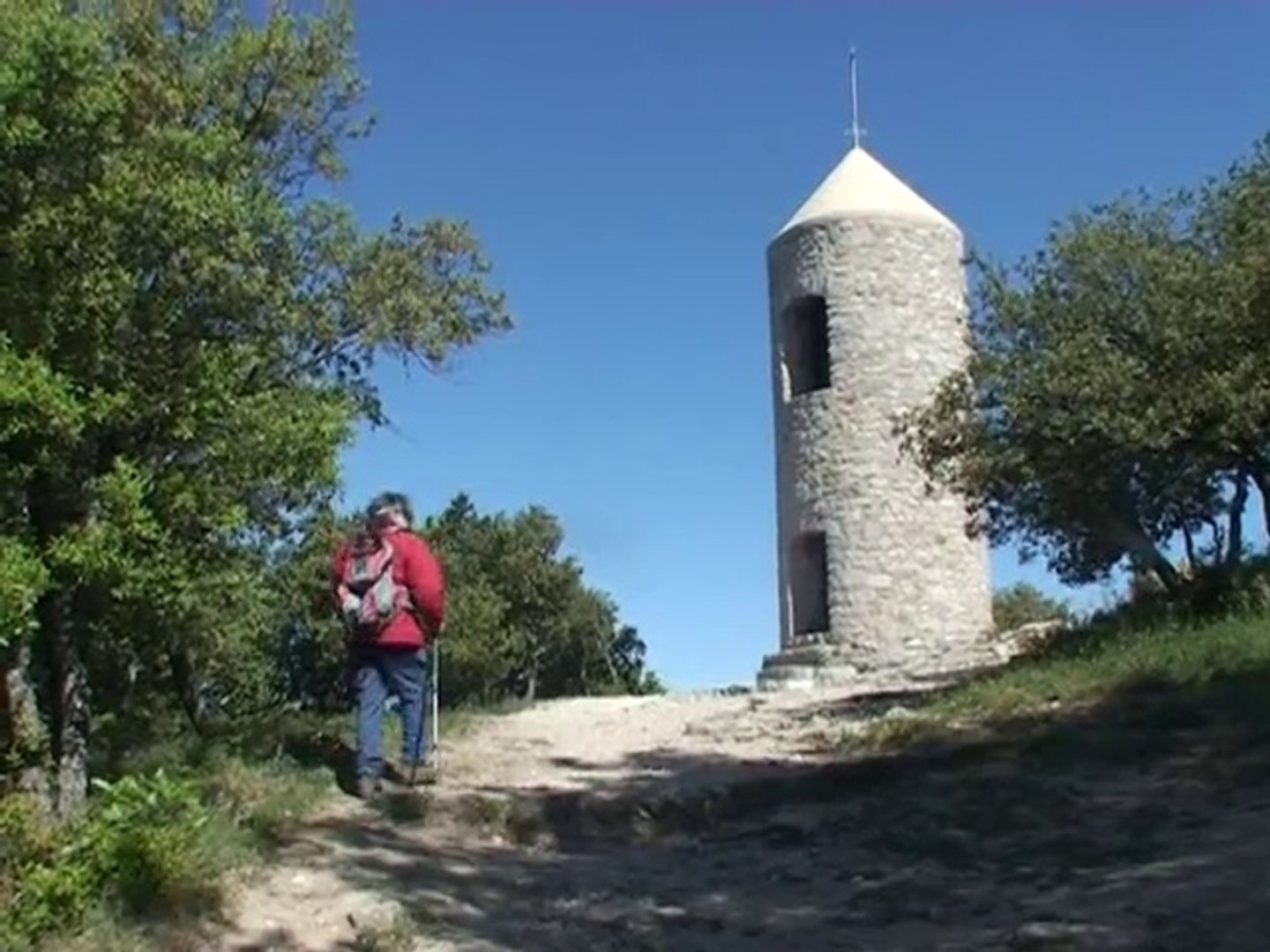 l'Ermitage de Saint-Jean du Puy du Pas de la Couelle - Trets 13530 - Vidéo  Dailymotion