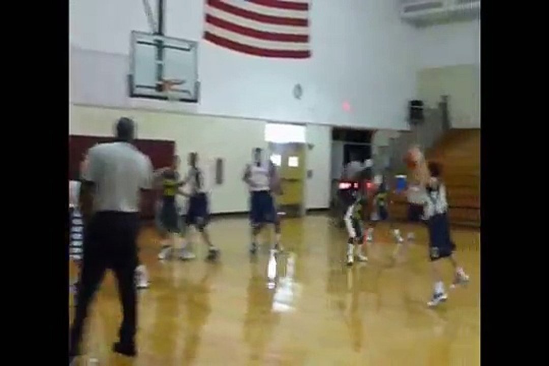 2010 AAU Boys Basketball 11U National Championship D2 Riverside Hawks vs. Team Pass (SC)