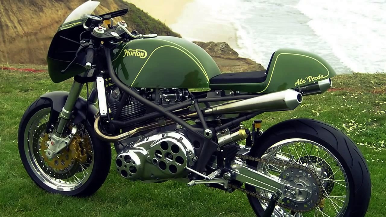 Cafe Racer (Norton Commando Ala' Verda by Daniel Delfour)