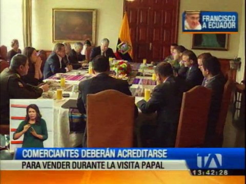 Quito: comerciantes que quieran vender sus productos en visita del papa deberán acreditarse