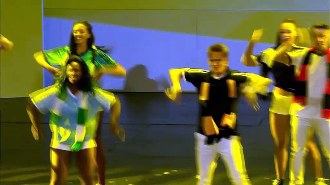 FIFA: Skandal? Blatter lässt die Puppen tanzen