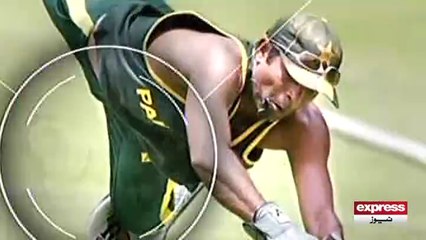 Shoaib Akhar once again a-b-u-sing Pakistani players