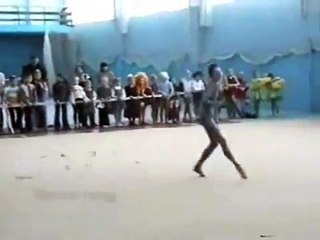 Amazing Flexible Contortionist/Gymnast doing a Yoga Dance
