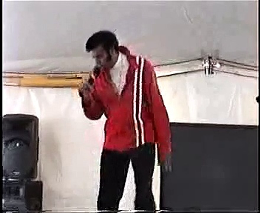 Robert Pooran sings 'Don't Be Cruel' Elvis Week 2006