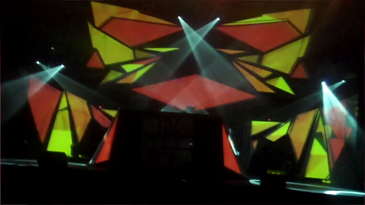 Video Production by Pablo Géléoc (Vj Paz, Jean-Paul Dub)