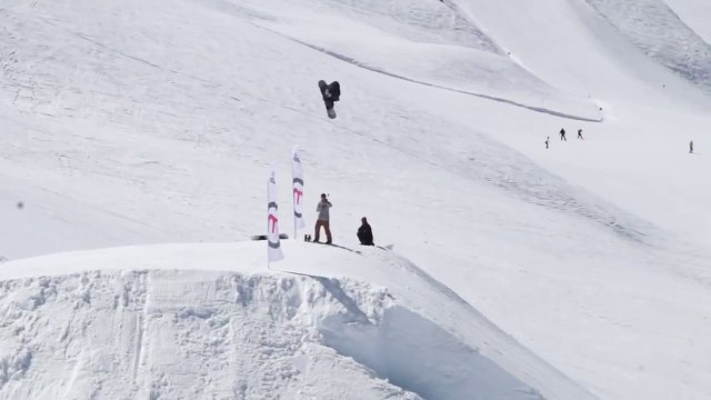 Le premier quadruple cork du monde en snowboard