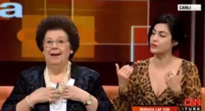 Tuğba Ekinci'den Hülya Avşar ve Çilingiroğlu'na Sert Eleştiri