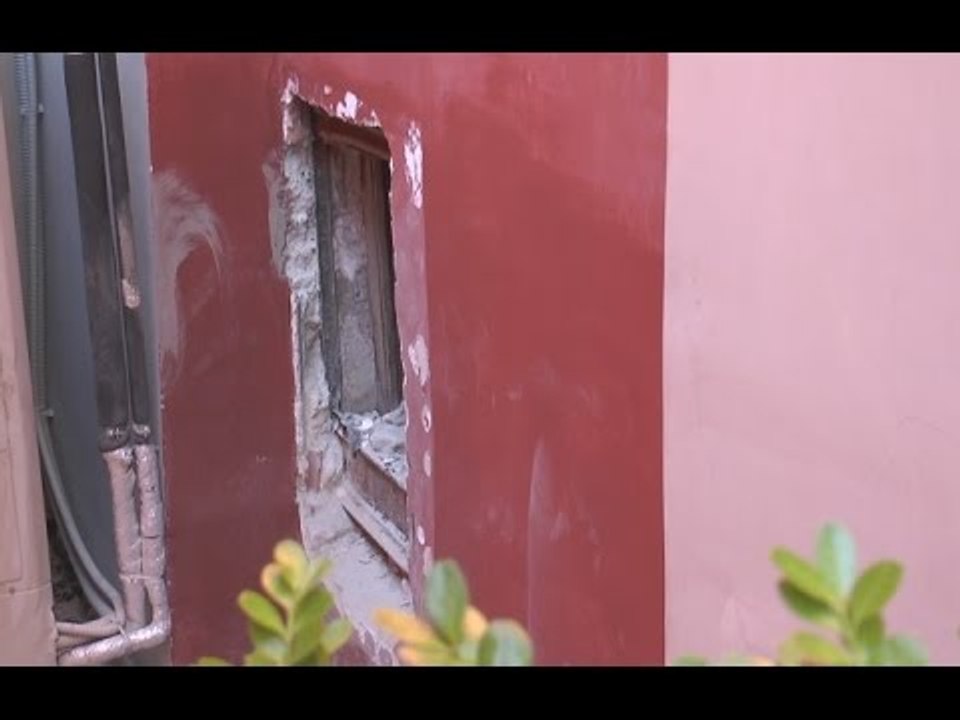 Napoli - Rapina della banda del buco alla Deutsche Bank (21.04.15)