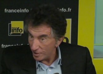 Jack Lang : «François Hollande est présent sur tous les fronts»