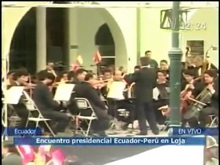 Alan García canta vals "Mi Perú" en Loja Ecuador y ante su homólogo Rafael Correa