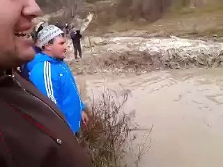 утопили УАЗ на гонках