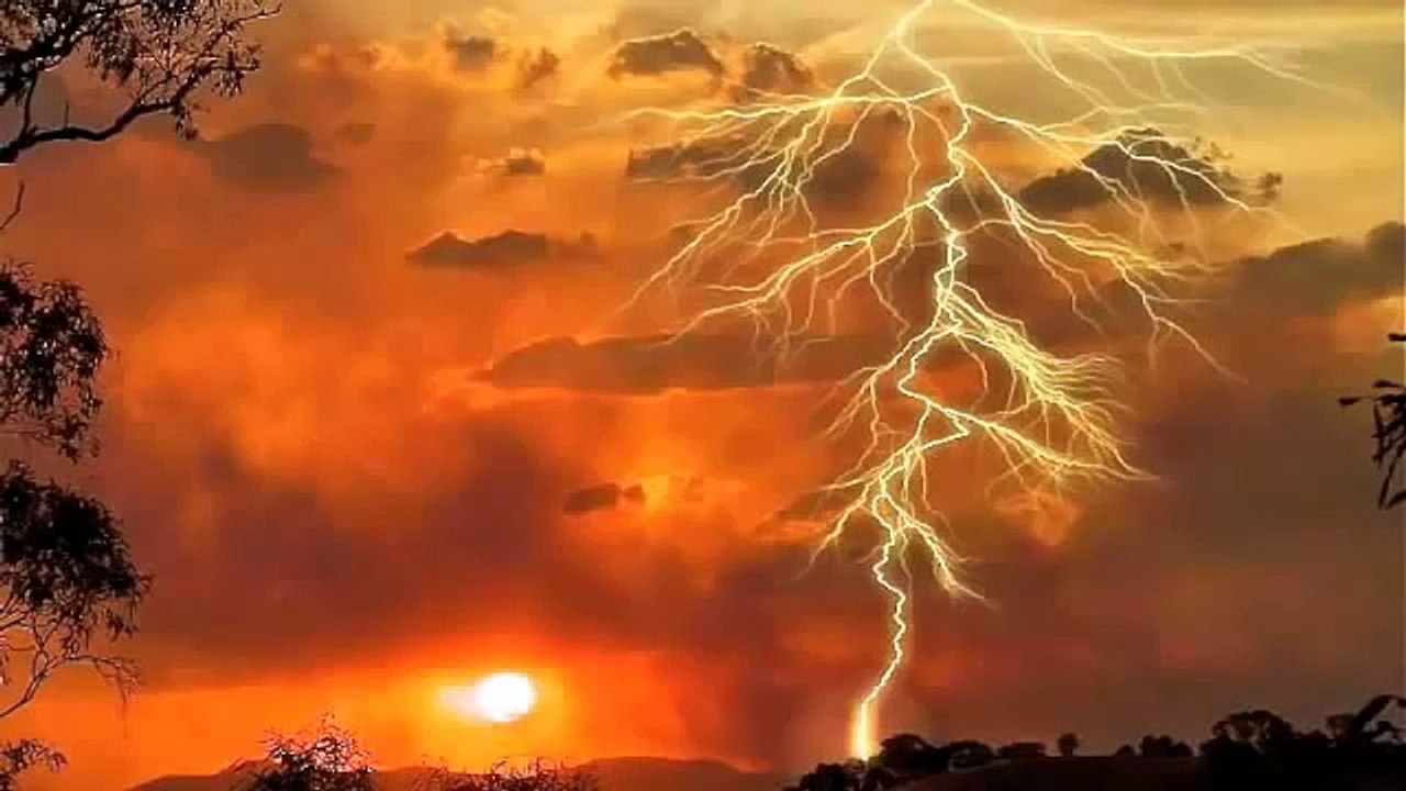 TORMENTAS, RAYOS Y TRUENOS   1492 Vangelis