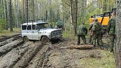 УАЗ и бурлаки