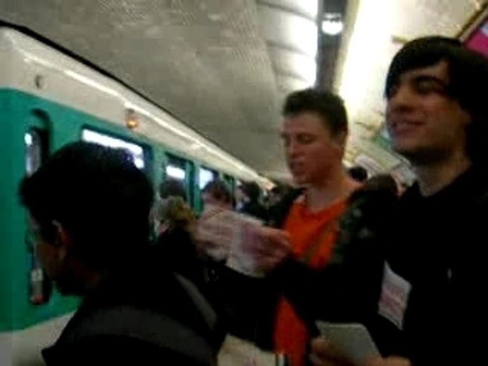 UNI METRO PARIS 2