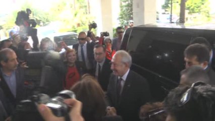 Kılıçdaroğlu, "Irak-Suriye Krizleri: Türkiye'nin Ödediği Fatura" Konulu Toplantıya Katıldı